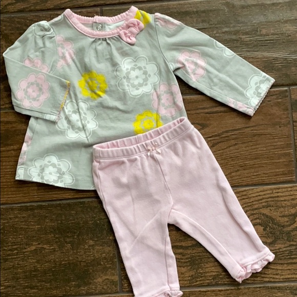 🎀Adorable girl 2 outfit bundle🎀 - Picture 8 of 13